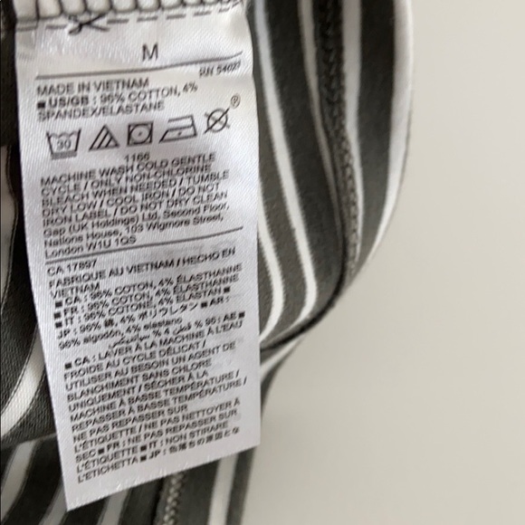 Womens New With Tags Classic Gap Striped Preppy Summer Nautical T-Shirt Size M - Picture 10 of 11